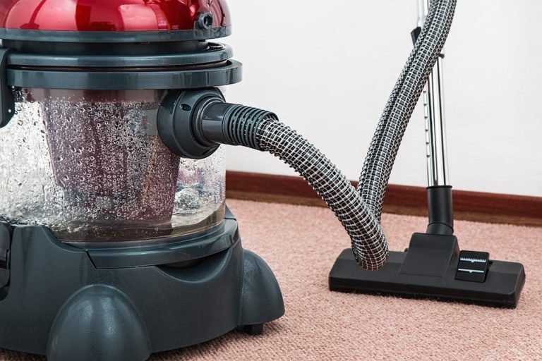 So You Want to Buy a Vacuum Cleaner on the Cheap?