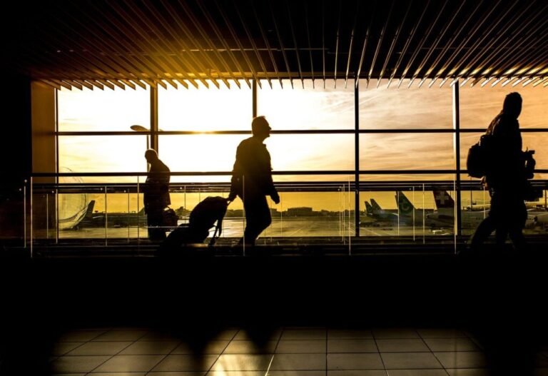Staying Safe on a Business Trip During the Pandemic