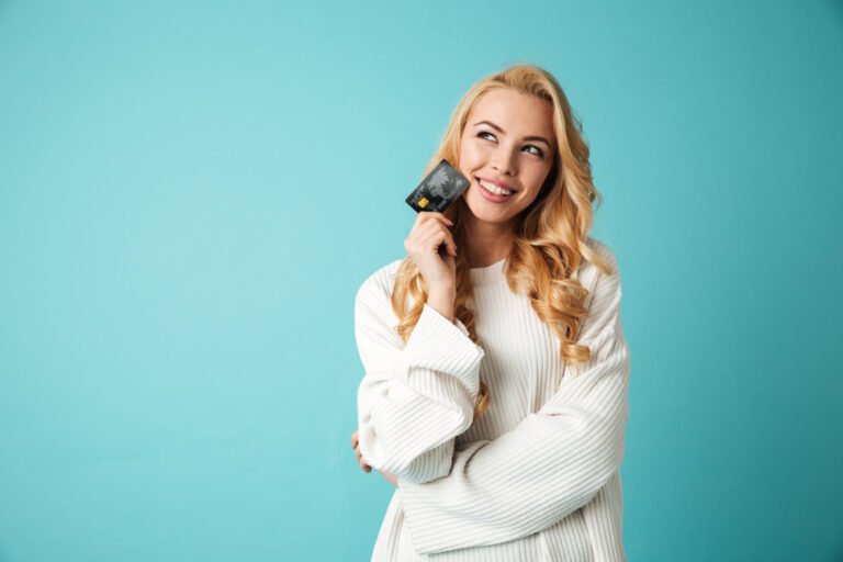 4 Ways You Aren’t Using Your Credit Card Correctly