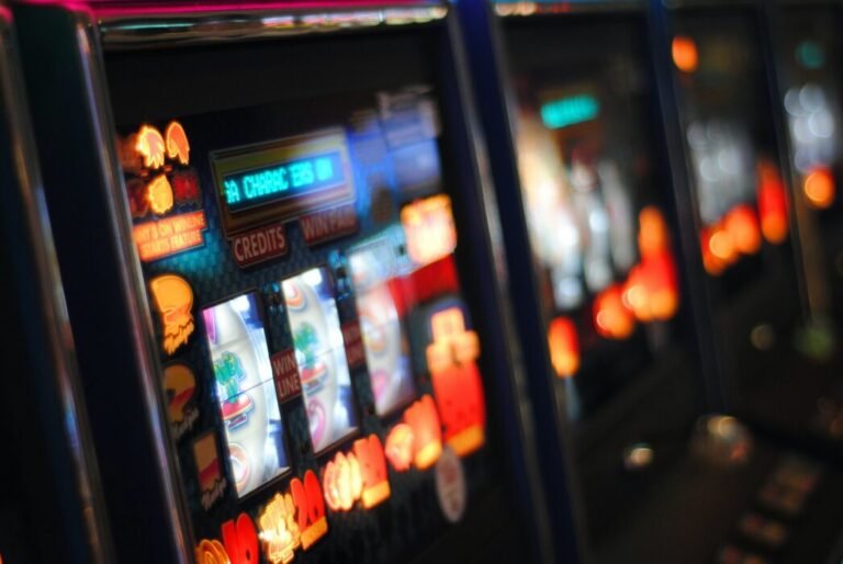 What Are Progressive Slots and Why Did They Become So Popular?