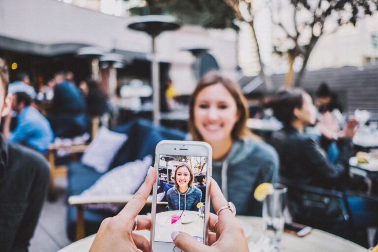 Create attractive videos to steal the attention of viewers