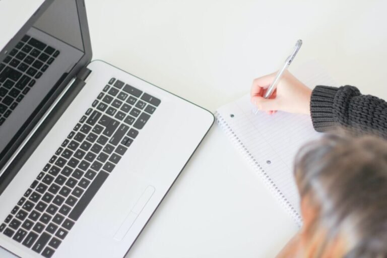 The Best Freelance Accounting Jobs to Double Your Income (Fast!) 