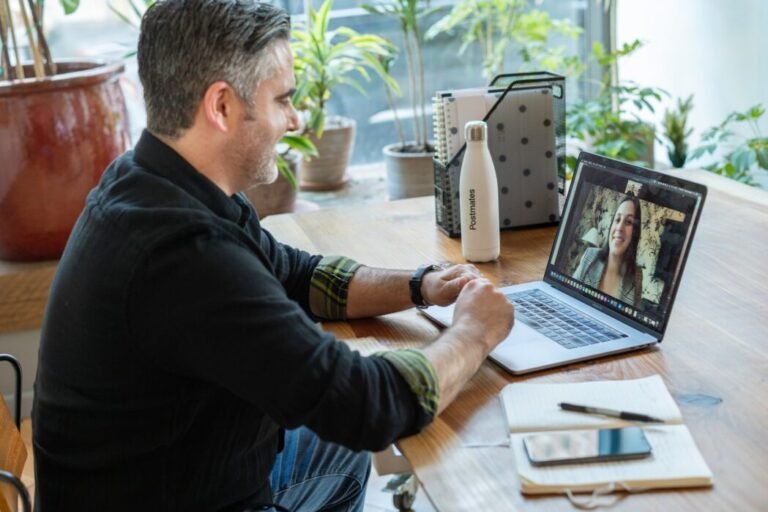 4 Tips for Starting Your Own Blog
